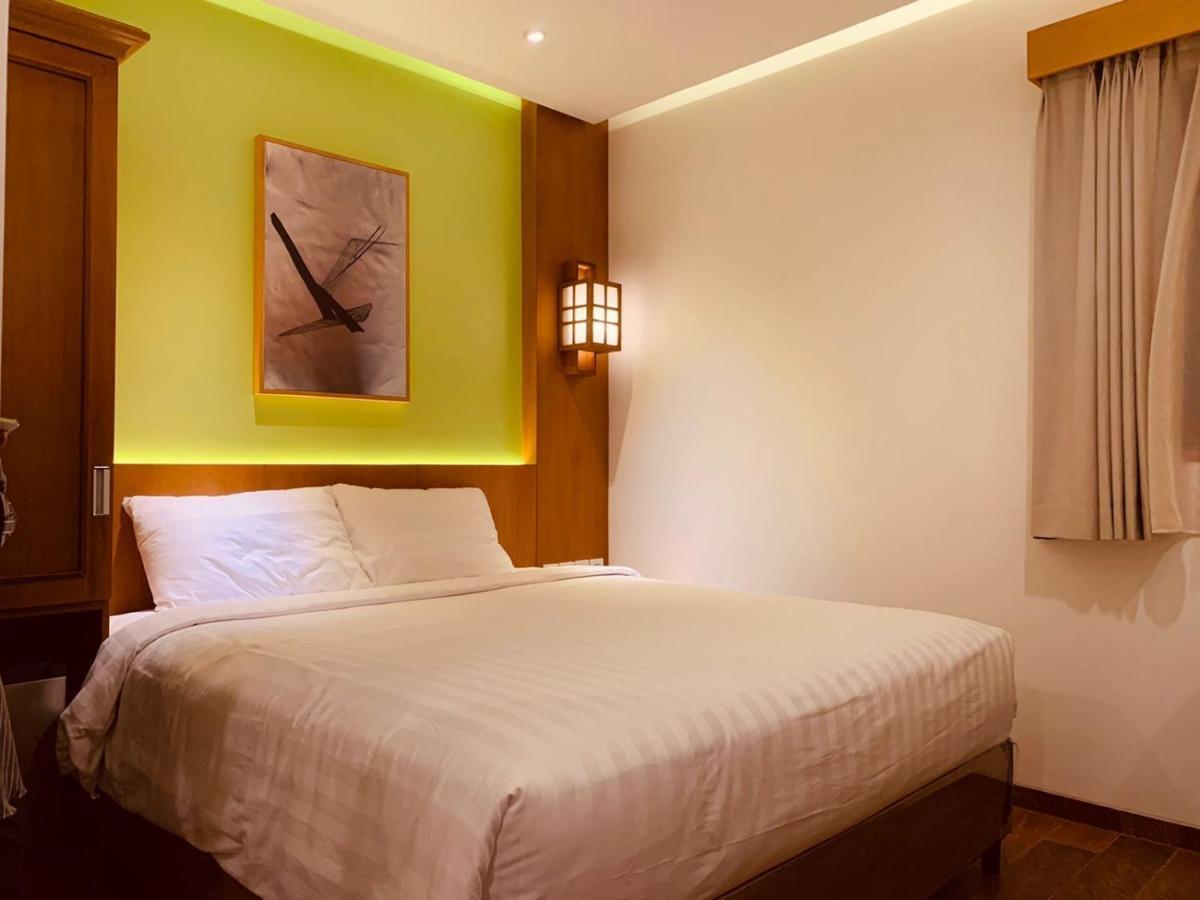 Unuma Hotel Джакарта Экстерьер фото