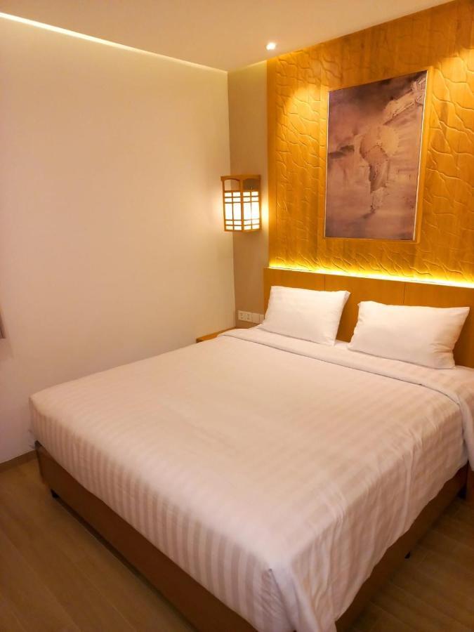 Unuma Hotel Джакарта Экстерьер фото