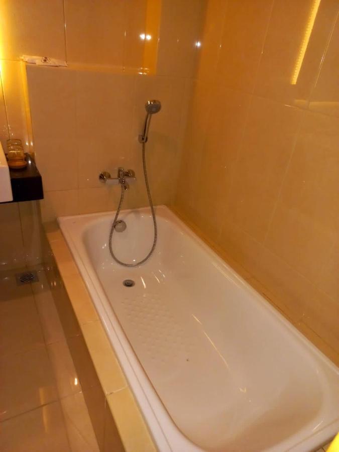 Unuma Hotel Джакарта Экстерьер фото