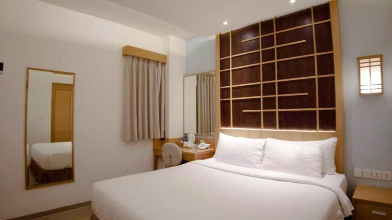 Unuma Hotel Джакарта Экстерьер фото