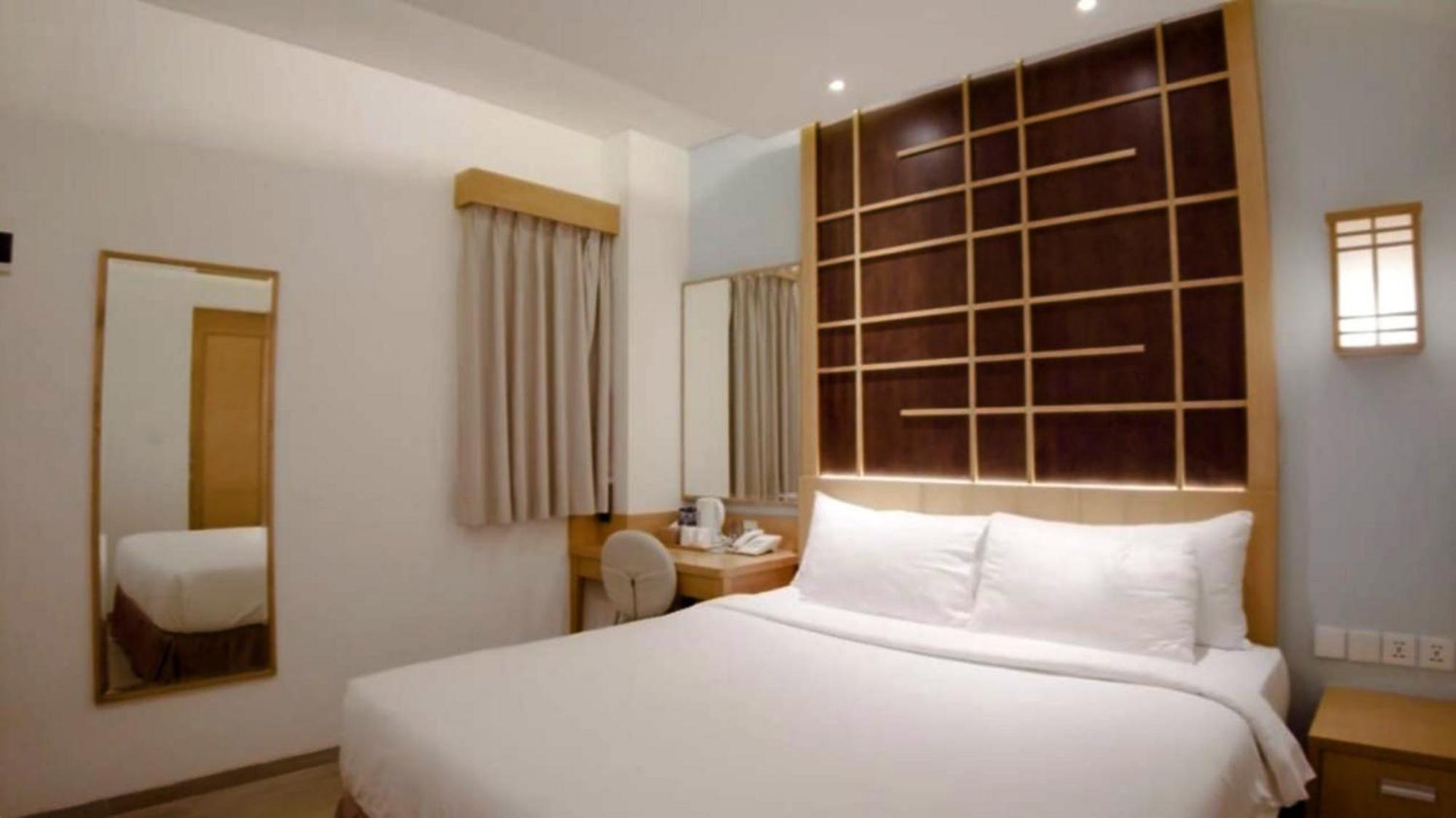 Unuma Hotel Джакарта Экстерьер фото